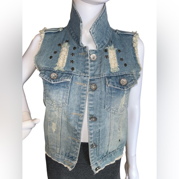 Hook Blue Denim Vest with Distressed Details and Cropped Length vintage - Picture 3 of 9